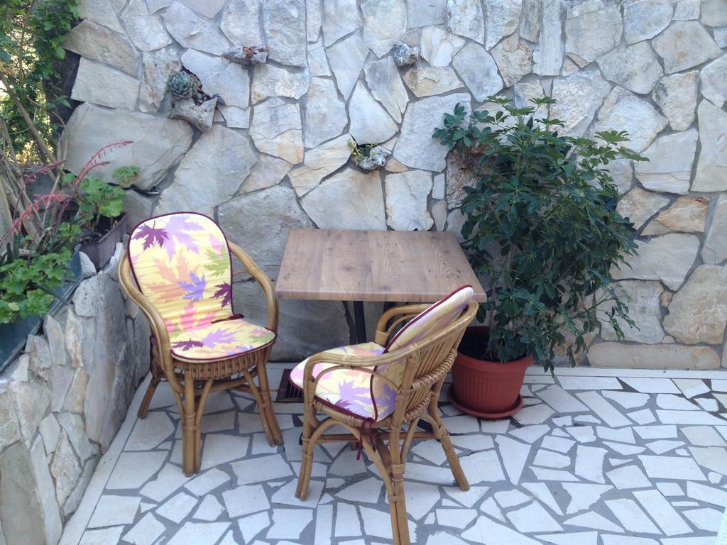 Apartments Tomovic Lumbarda Bilik gambar