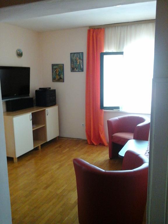 Apartments Tomovic Lumbarda Luaran gambar
