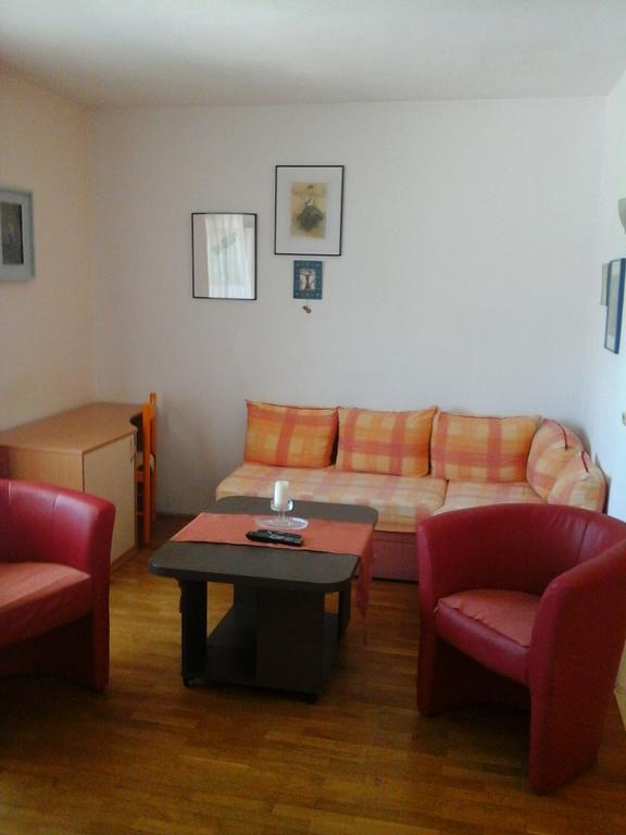 Apartments Tomovic Lumbarda Luaran gambar