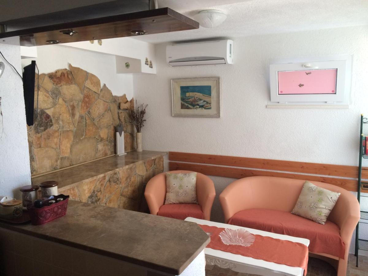Apartments Tomovic Lumbarda Luaran gambar
