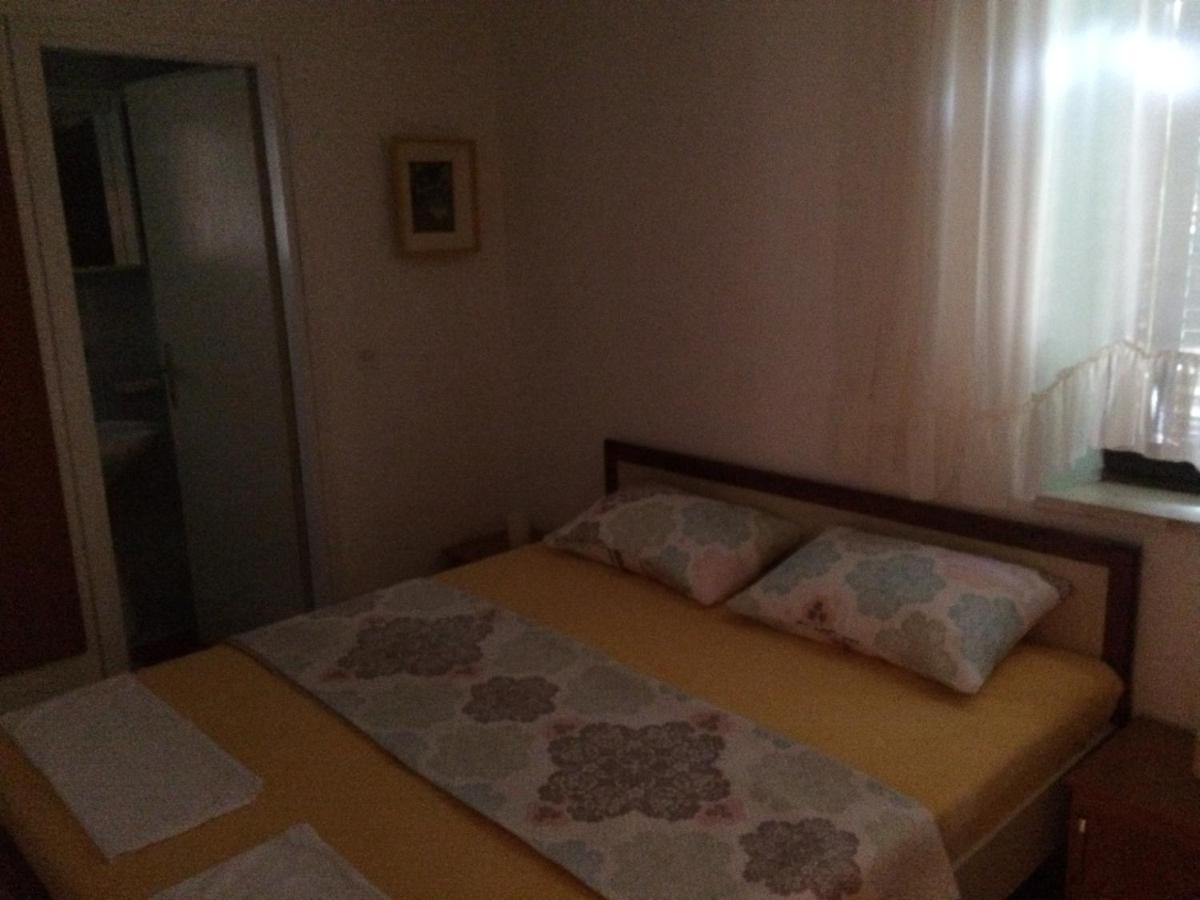 Apartments Tomovic Lumbarda Luaran gambar